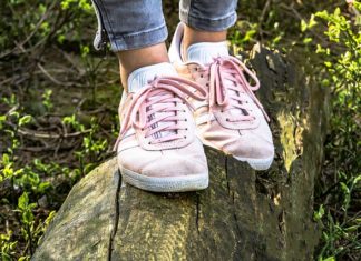 Domowe sposoby na nieprzyjemny zapach butów Domowe sposoby na nieprzyjemny zapach butów