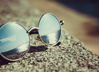 Przeciwsłoneczne okulary markowe, które musisz znać