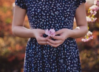 Wiosenne sukienki. Co założyć wiosną i latem?