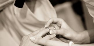 Złote, srebrne i tytanowe obrączki ślubne