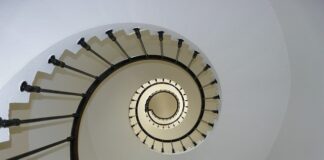 Jak optycznie wybielić zęby?