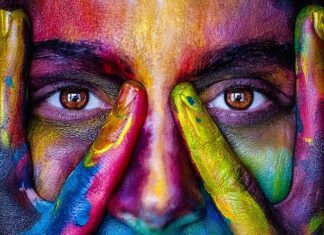 Jak podkreślić duże oczy?