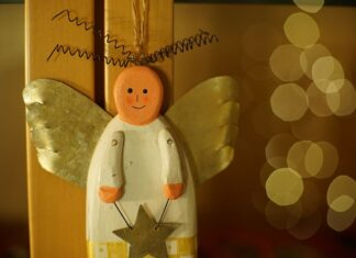 Czy kolędy można śpiewać cały rok? Czy kolędy można śpiewać cały rok?