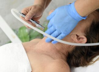 Na czym polega mezoterapia dłoni?