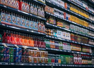 Czy soda oczyszczona rozjaśnia włosy?