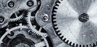 Czy mechanizm kwarcowy jest dobry?