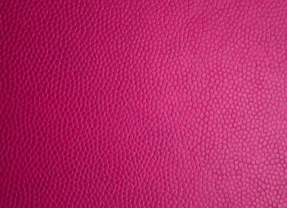 Czym nawilżyć skórę przed goleniem?