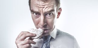 Jak zakładać Spinkę do krawata?