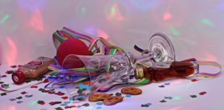 Co robi się na imprezie?