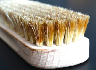 Czy powinno się ścierać pięty?