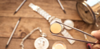 W jaki sposób pozłaca się stal szlachetną