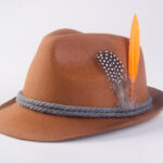 Jak nosić kapelusz myśliwski? Jak nosić kapelusz myśliwski